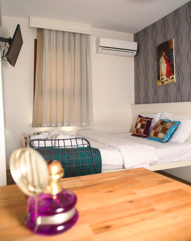 Neva Flats Taksim Hotel Istanbul Exterior photo