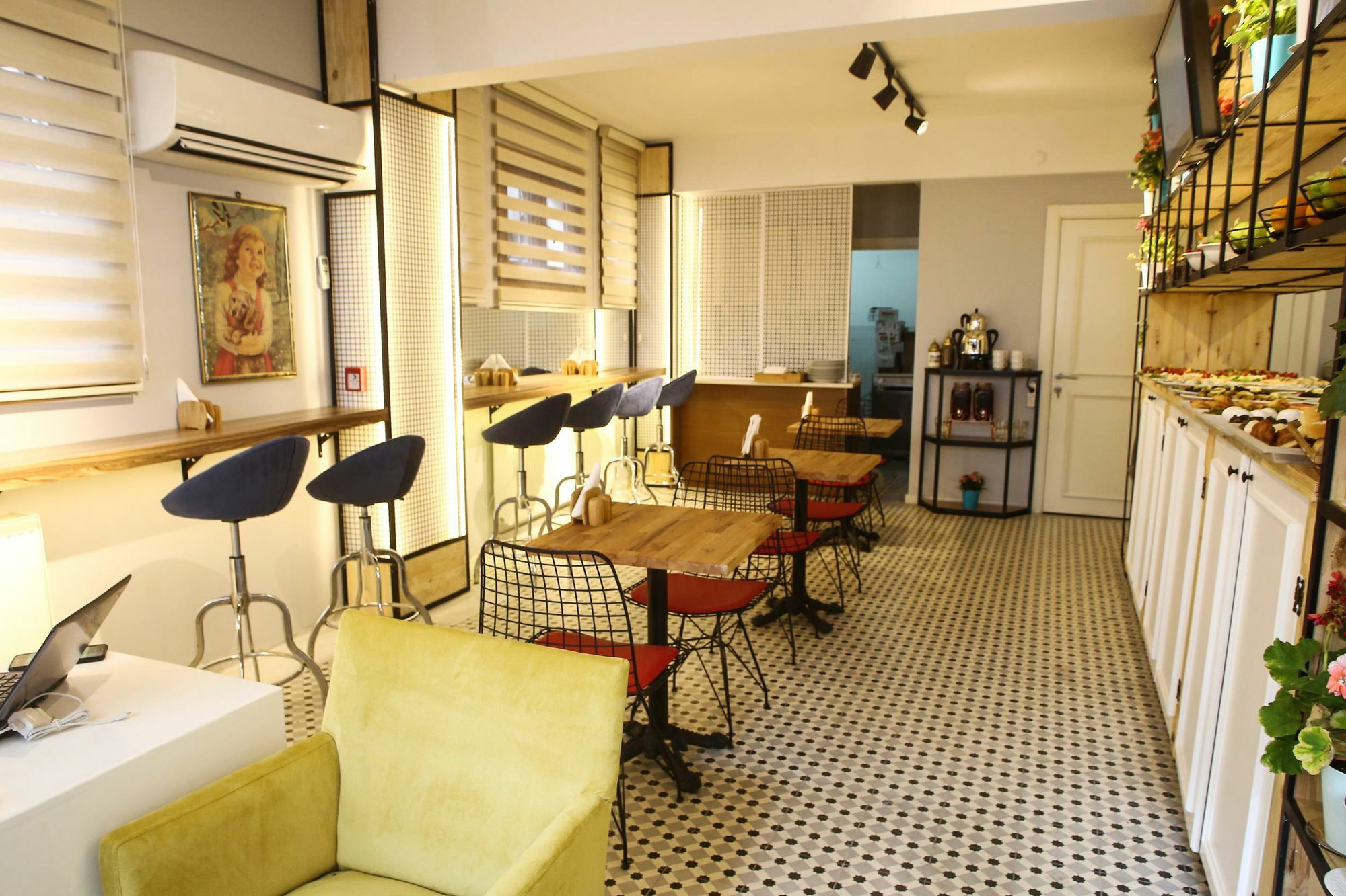 Neva Flats Taksim Hotel Istanbul Exterior photo